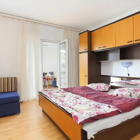 Studio 6695b Tucepi